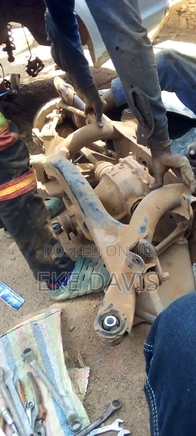 Car Suspension Differential Repairs and Tie Rod Replacement