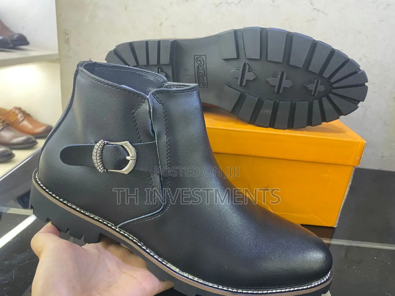 Men's Casual Boots.