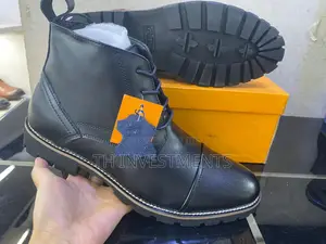 Men's Casual Boots.