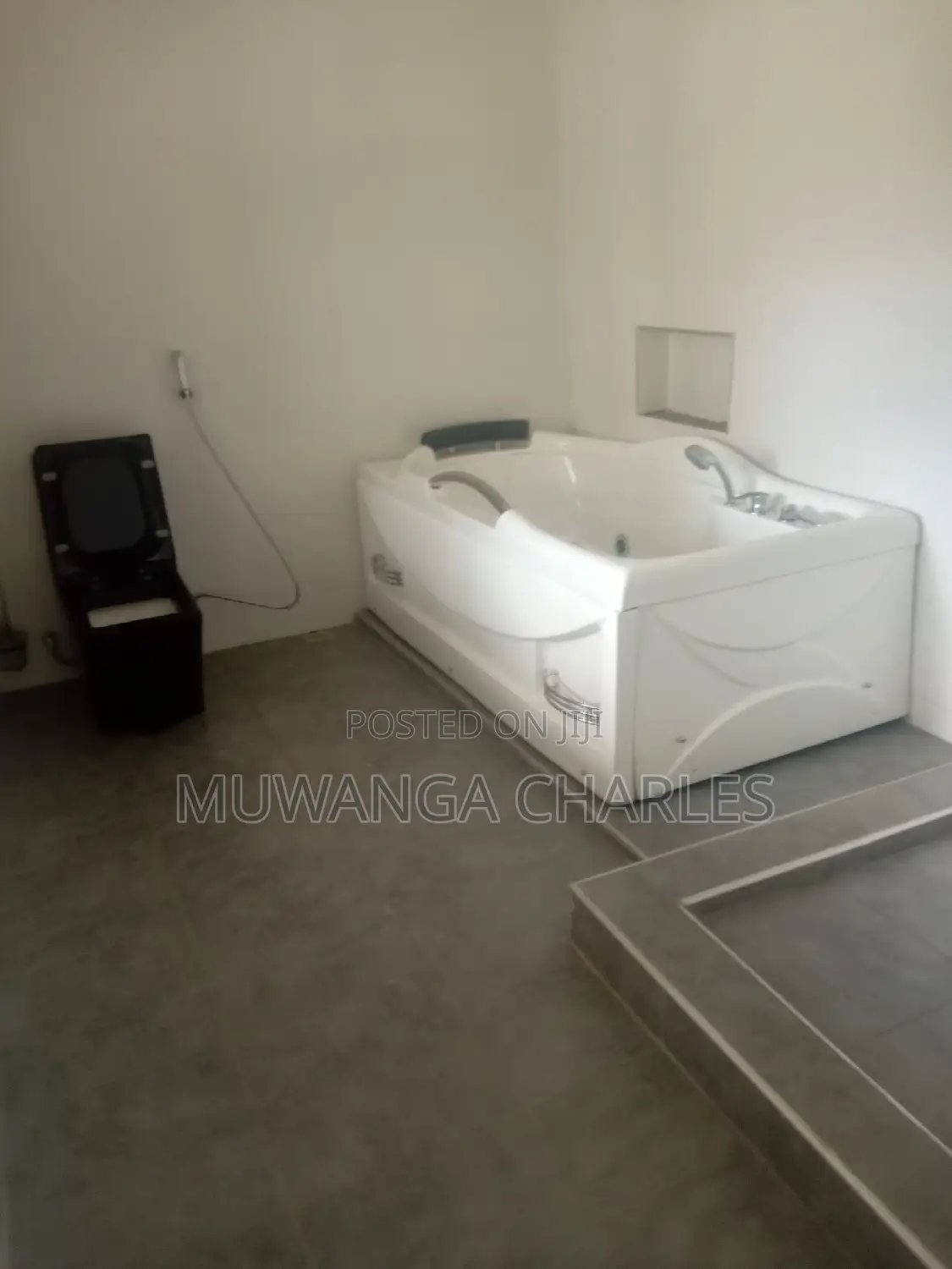 7bdrm Bungalow in Fs Properties Ltd, Central Division for rent