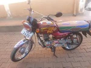 Bajaj Boxer 2018 Red