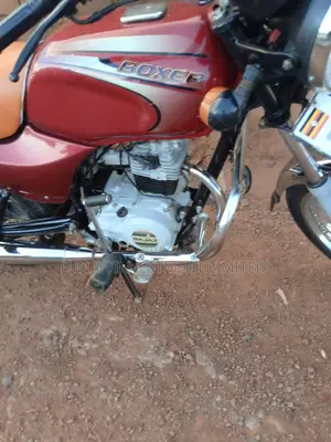 Bajaj Boxer 2023 Red