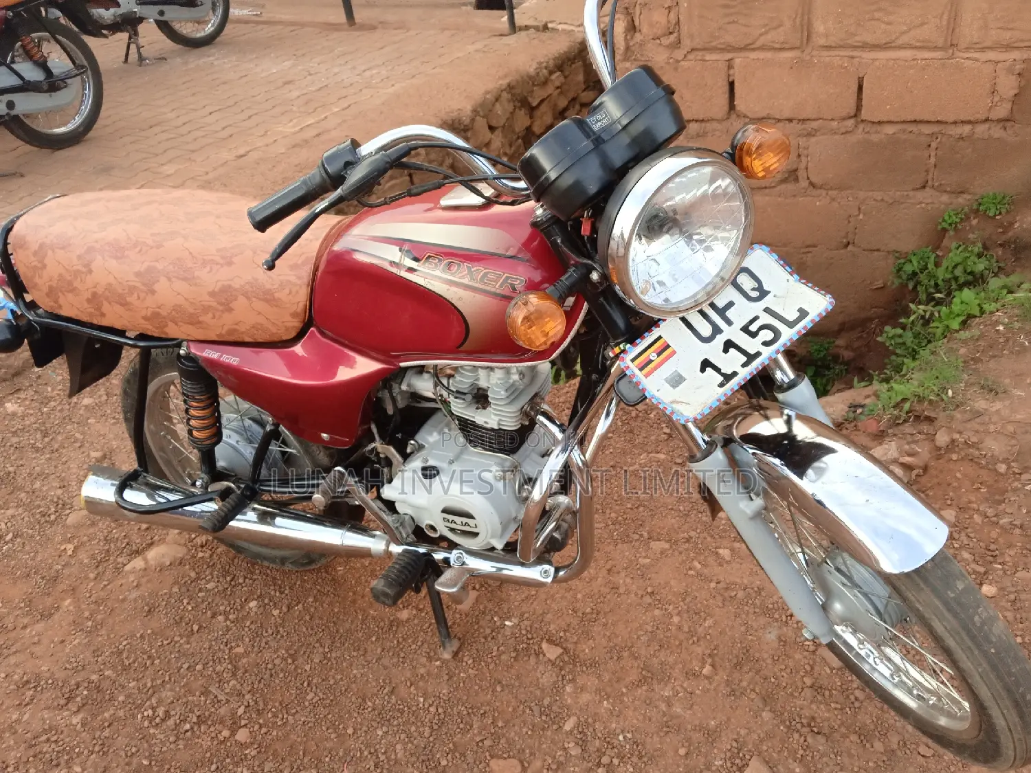 Bajaj Boxer 100 2022 Red