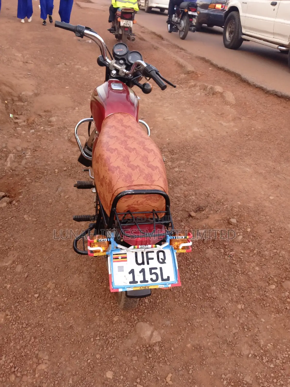 Bajaj Boxer 100 2022 Red