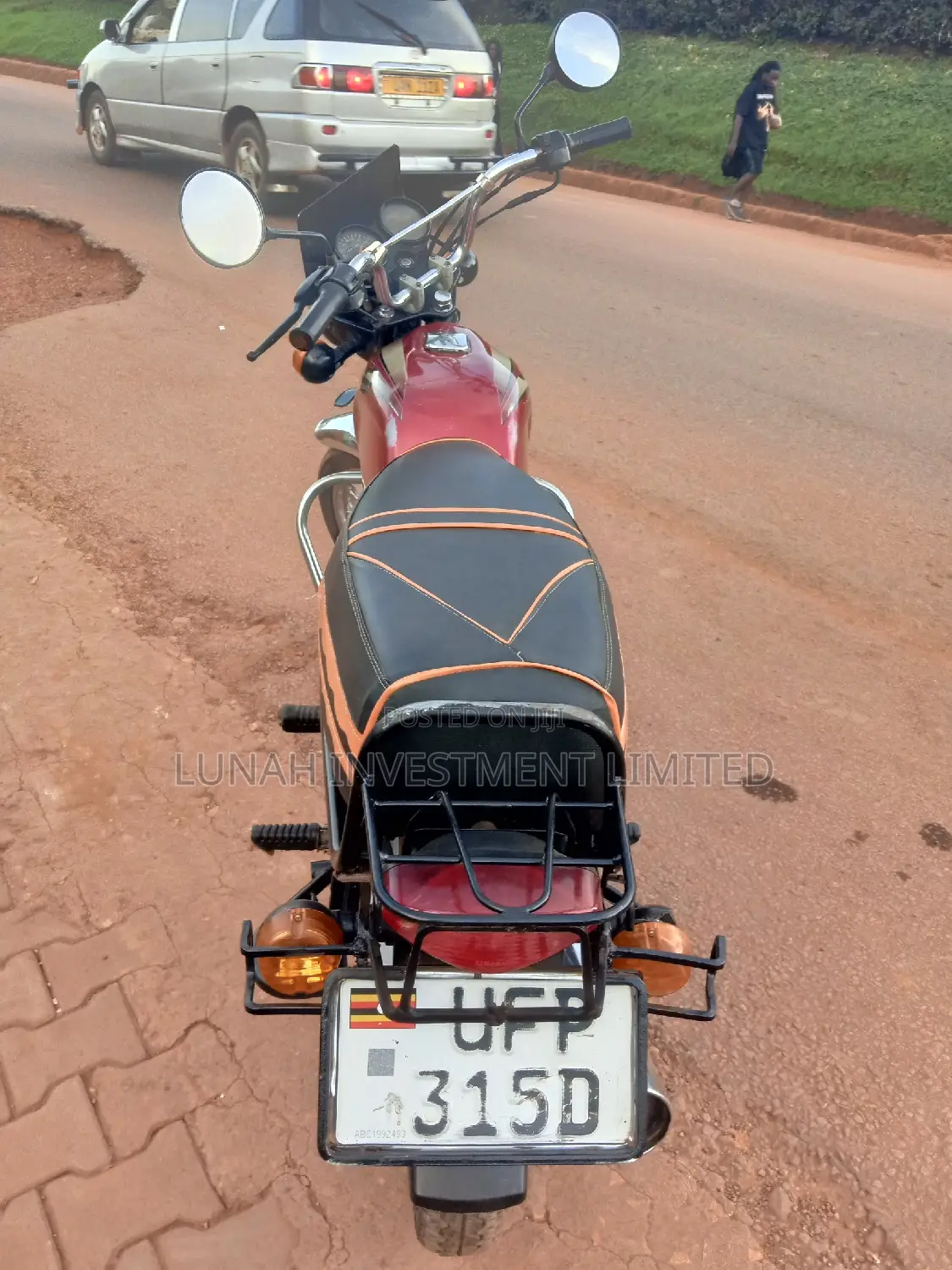 Bajaj Boxer 100 2024 Red
