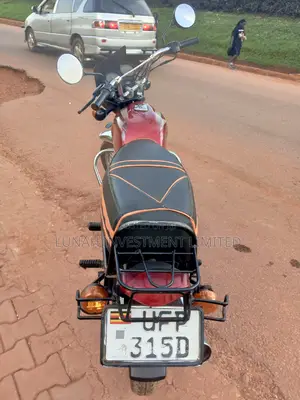 Bajaj Boxer 100 2024 Red