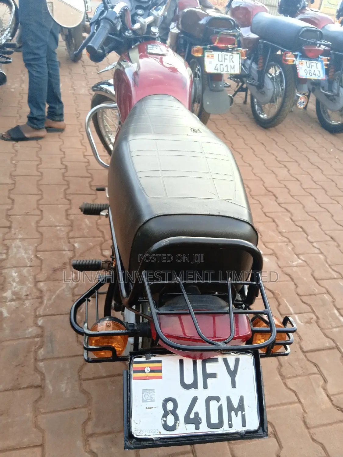 Bajaj Boxer 2024 Red