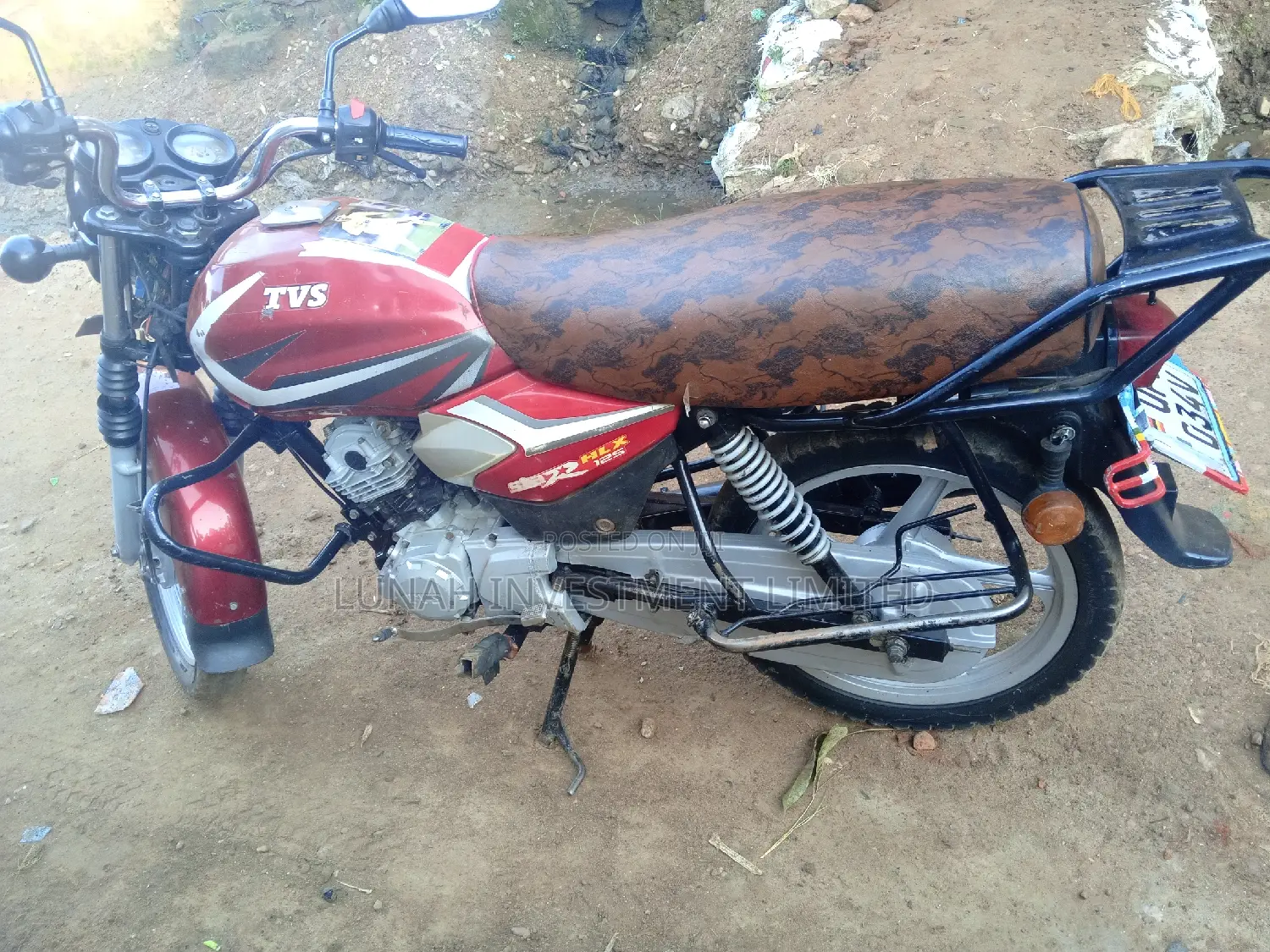 TVS HLX 125 2022 Red