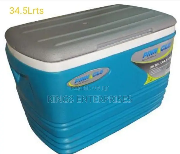 34.5litres Pinnacle Cooler Box