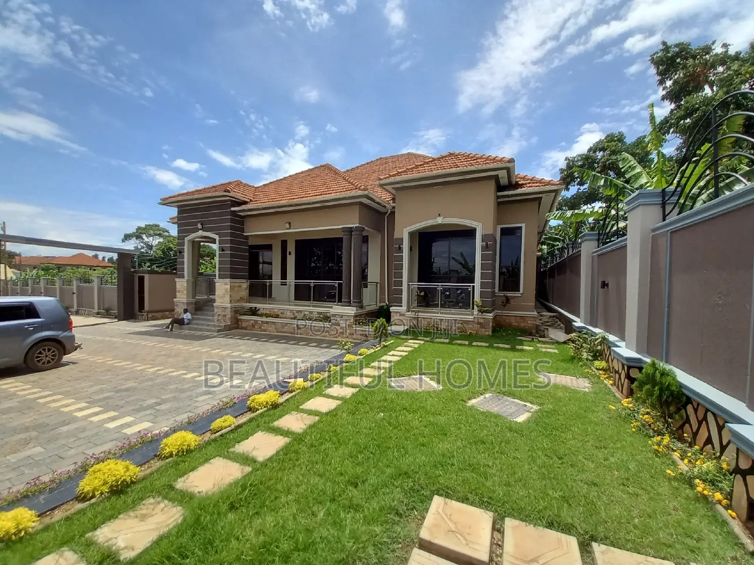 Furnished 5bdrm House in Kira, Central Division for sale