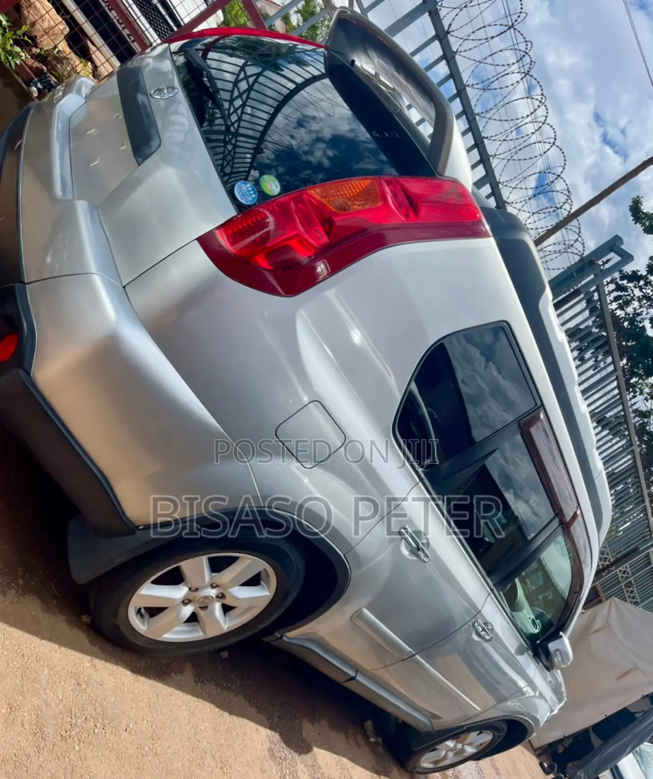 Nissan X-Trail 2.0 Petrol XE 2010 Gray