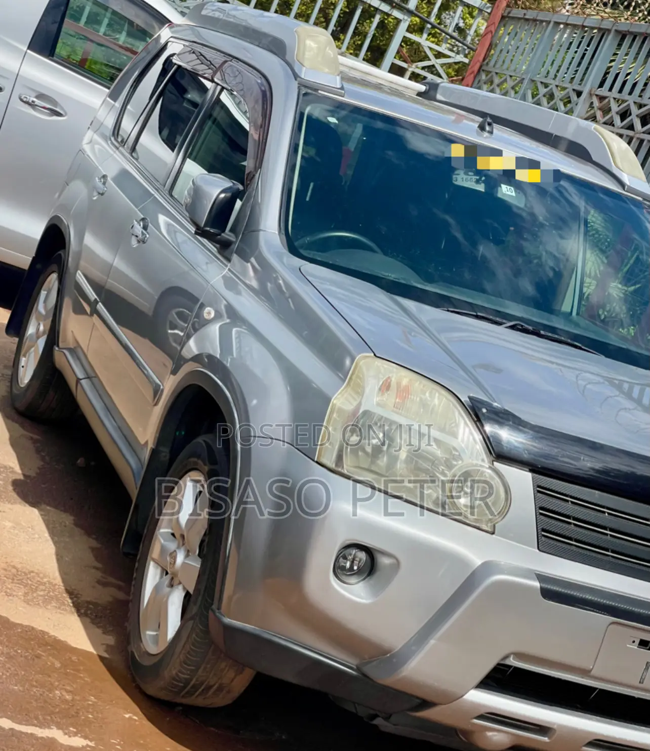 Nissan X-Trail 2.0 Petrol XE 2010 Gray