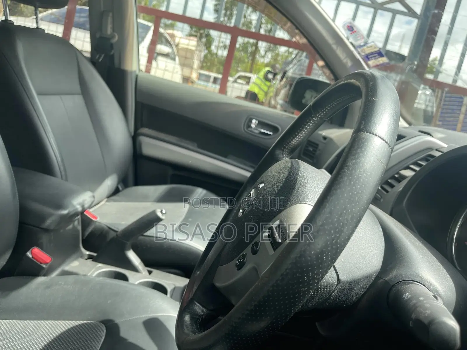 Nissan X-Trail 2.0 Petrol XE 2010 Gray