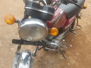 Bajaj Boxer 2017 Red
