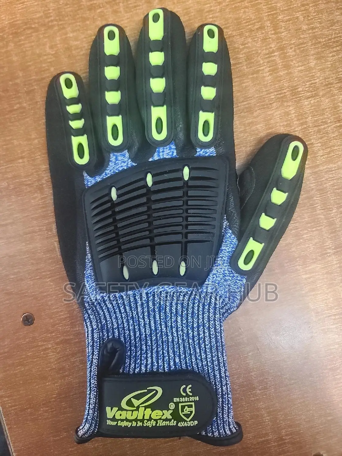 Anti Cut (Cut Resistant)(Anti Shock) (Impact Gloves)