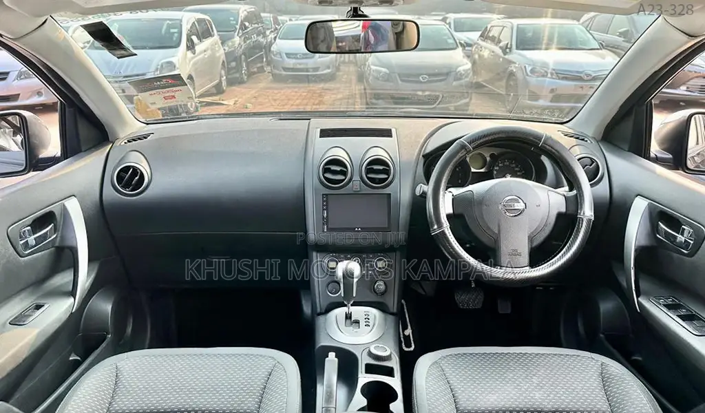 Nissan Dualis 2010 Black