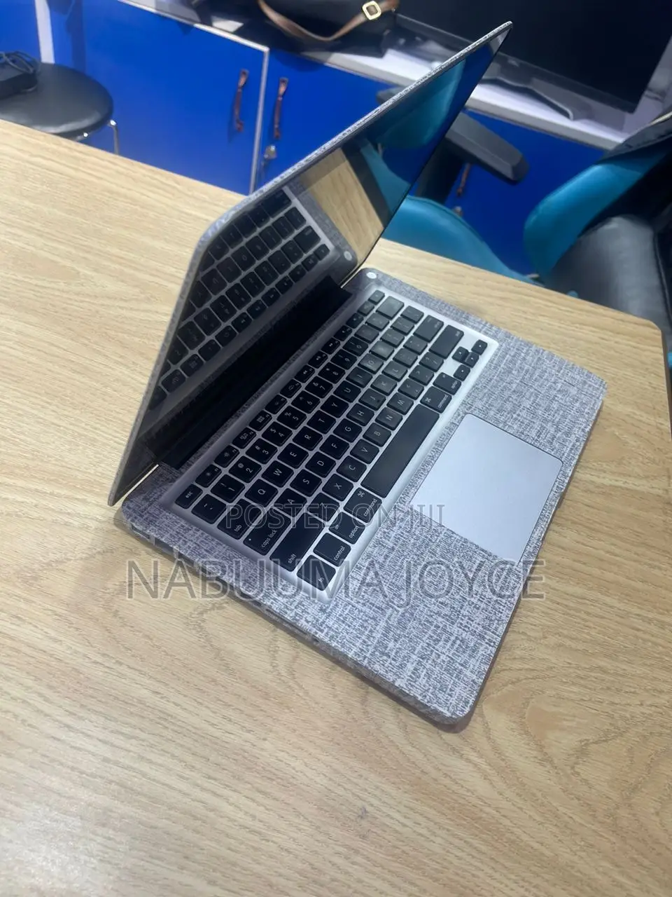 New Laptop Apple MacBook Pro 2013 8GB Intel Core I5 SSD 500GB