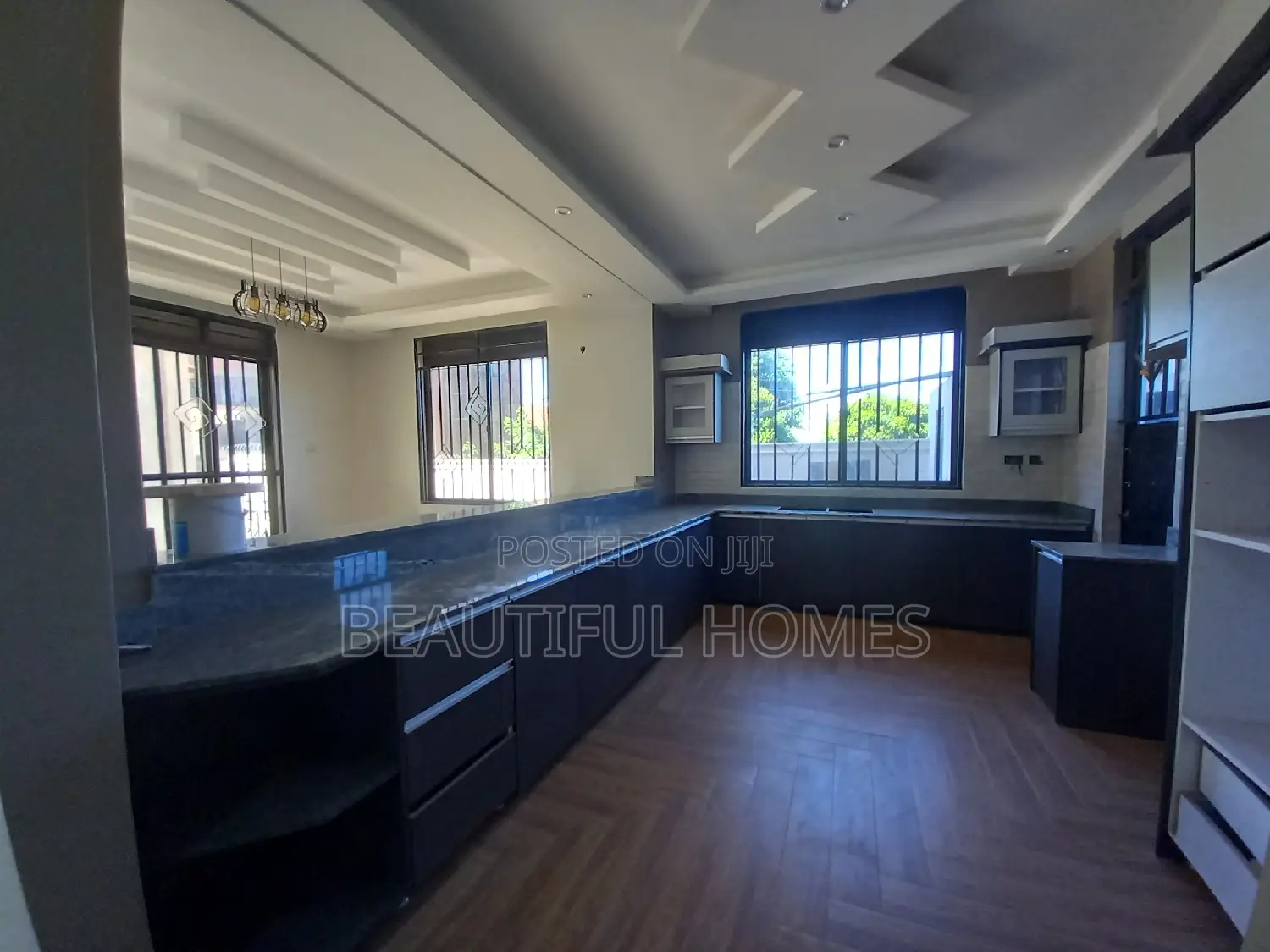 Furnished 5bdrm House in Kira, Central Division for sale