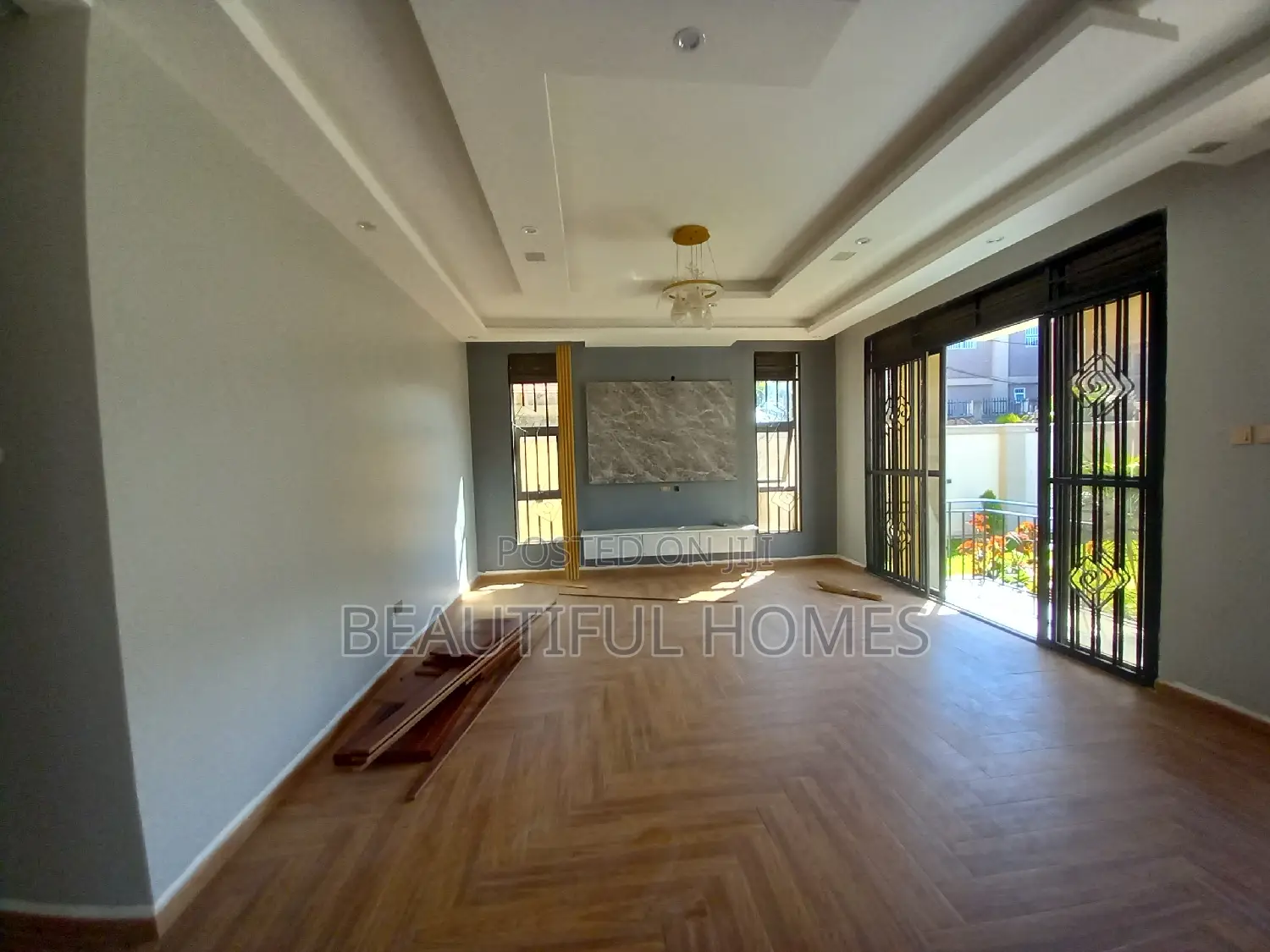 Furnished 5bdrm House in Kira, Central Division for sale