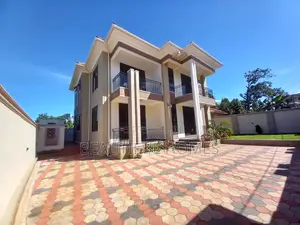 Furnished 5bdrm Duplex in Kira, Central Division for sale