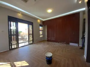 Furnished 5bdrm Duplex in Kira, Central Division for sale