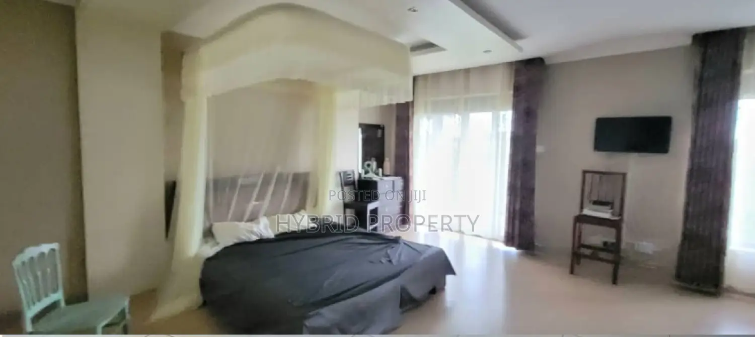 5bdrm Penthouse in Kitende~Kitovu Along, Ssisa for sale