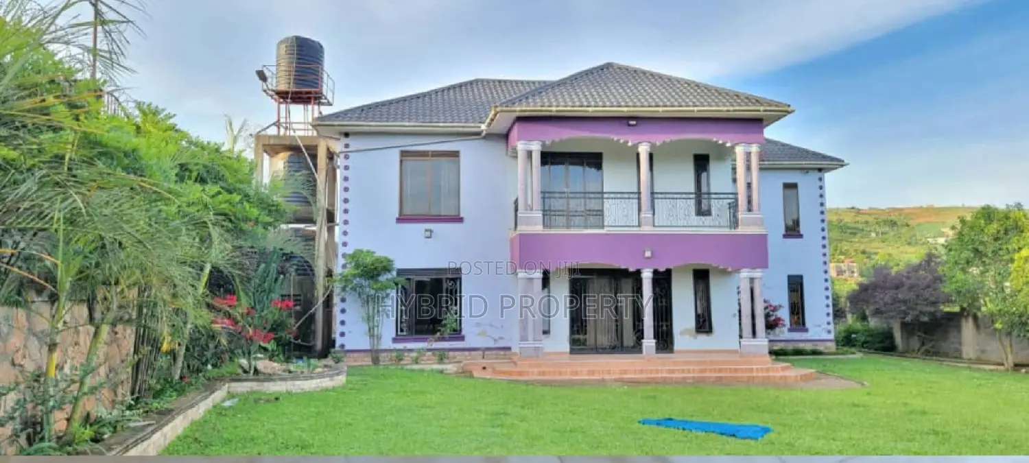 5bdrm Penthouse in Kitende~Kitovu Along, Ssisa for sale