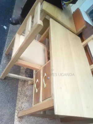 Office Chair in Natural Color