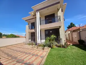 Furnished 5bdrm Duplex in Kira for sale