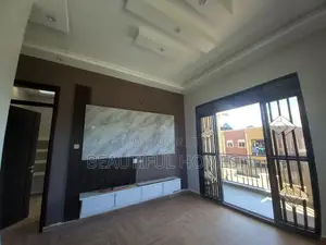 Furnished 5bdrm Duplex in Kira for sale