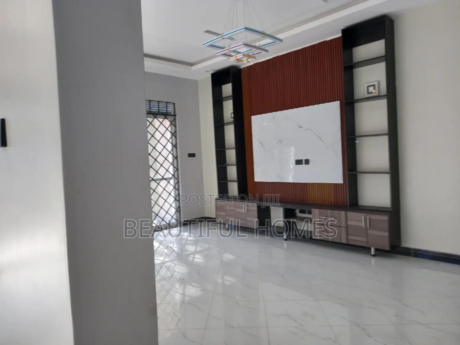 Furnished 4bdrm Bungalow in Kisaasi, Nakawa for sale