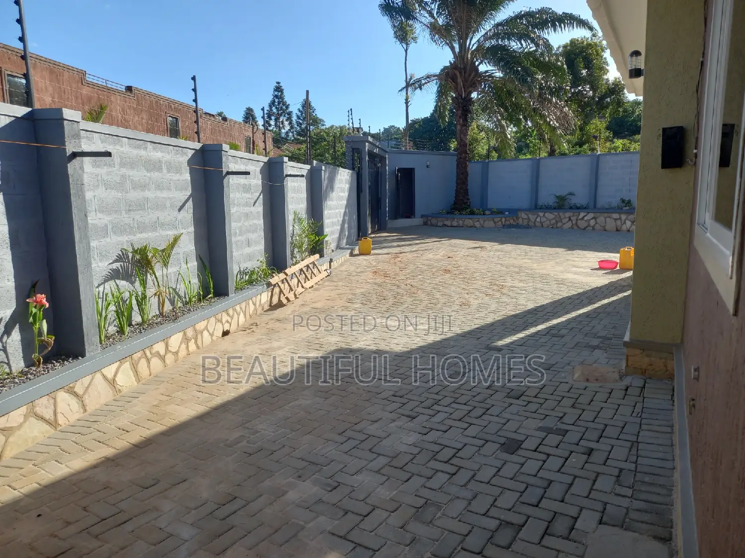 Furnished 4bdrm House in Kisaasi, Nakawa for sale