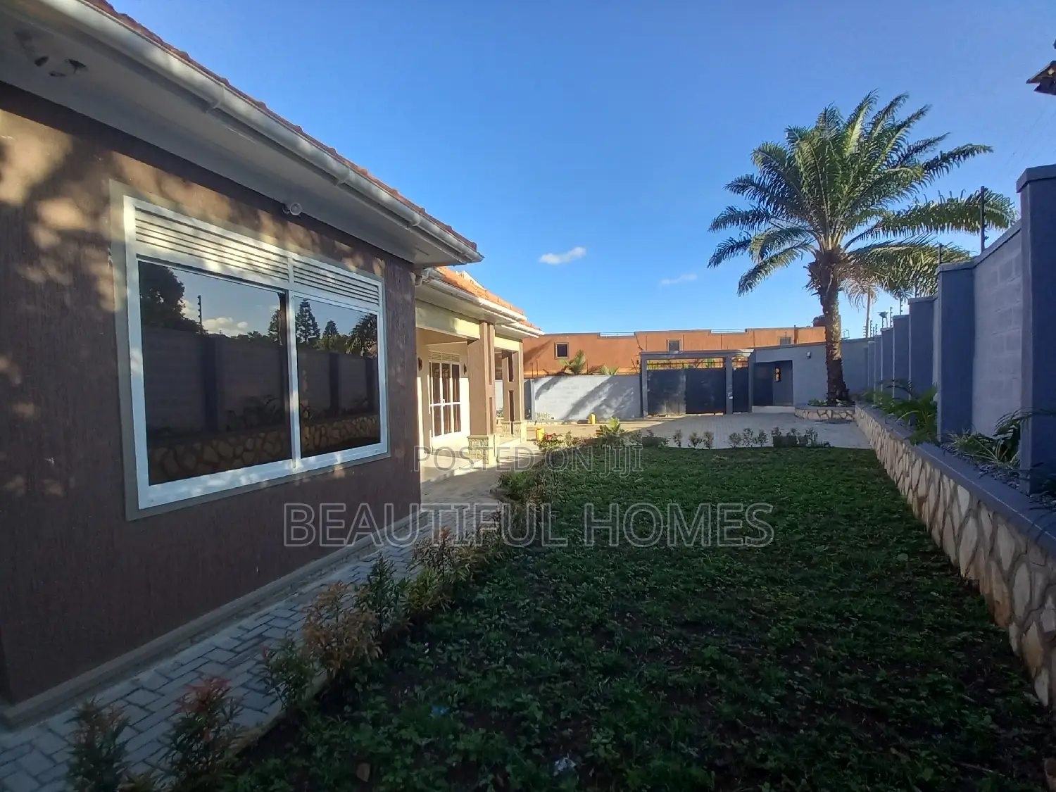 Furnished 4bdrm House in Kisaasi, Nakawa for sale
