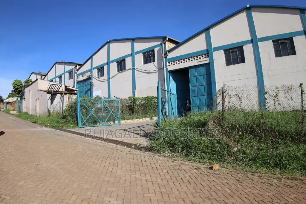Affordable Warehouse Space at Bweyogerere at 4USD Per SQM