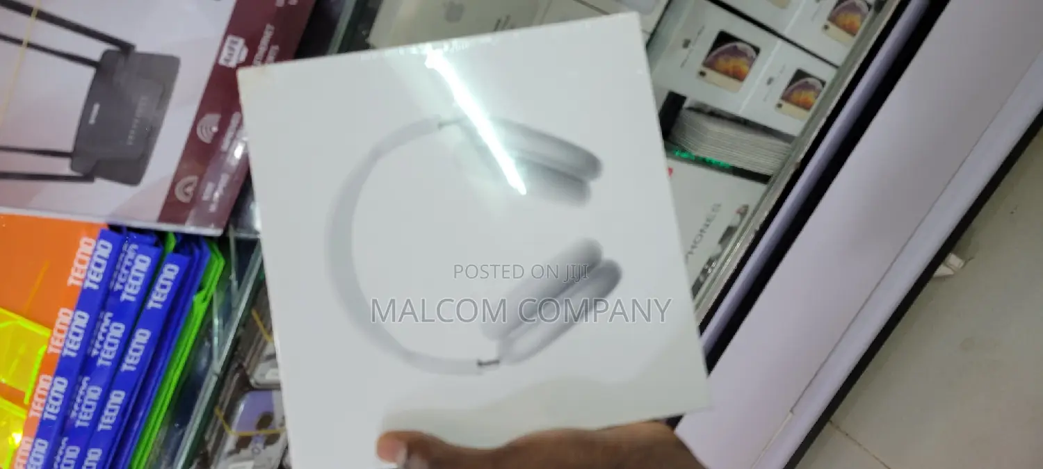 Apple Airpods Max Headsets