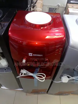 Water Dispensar With a Compressor