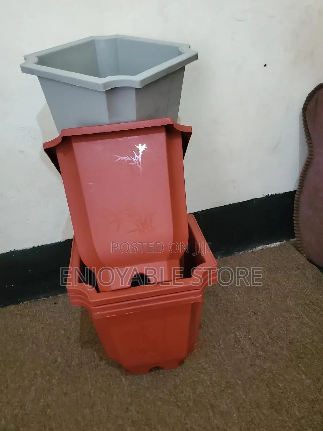 Plastic Flower Pots