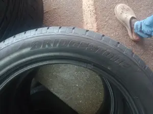 235/50r18 Bridgestone Japan.