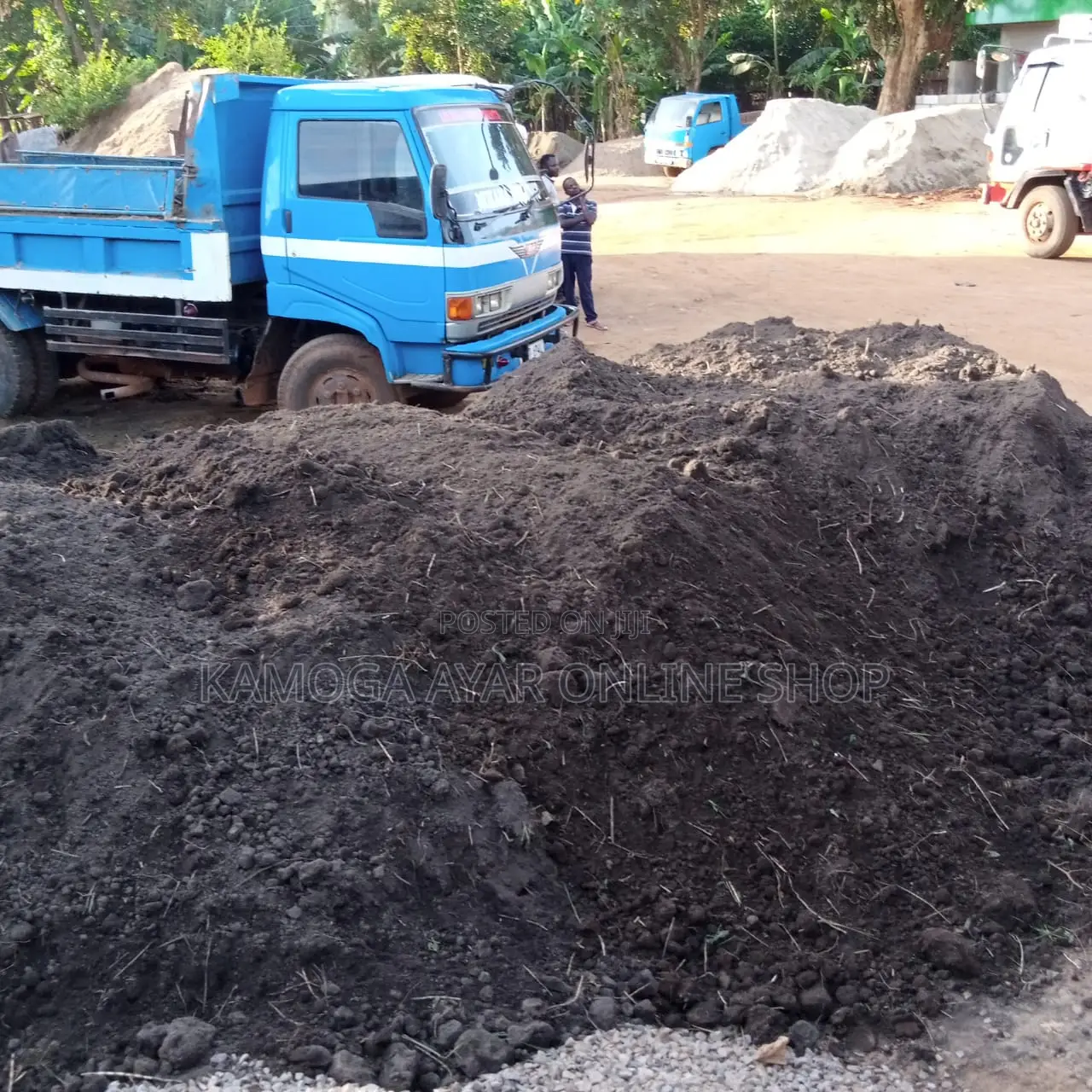 Organic Black Soil/Manure/Compost Black Earth