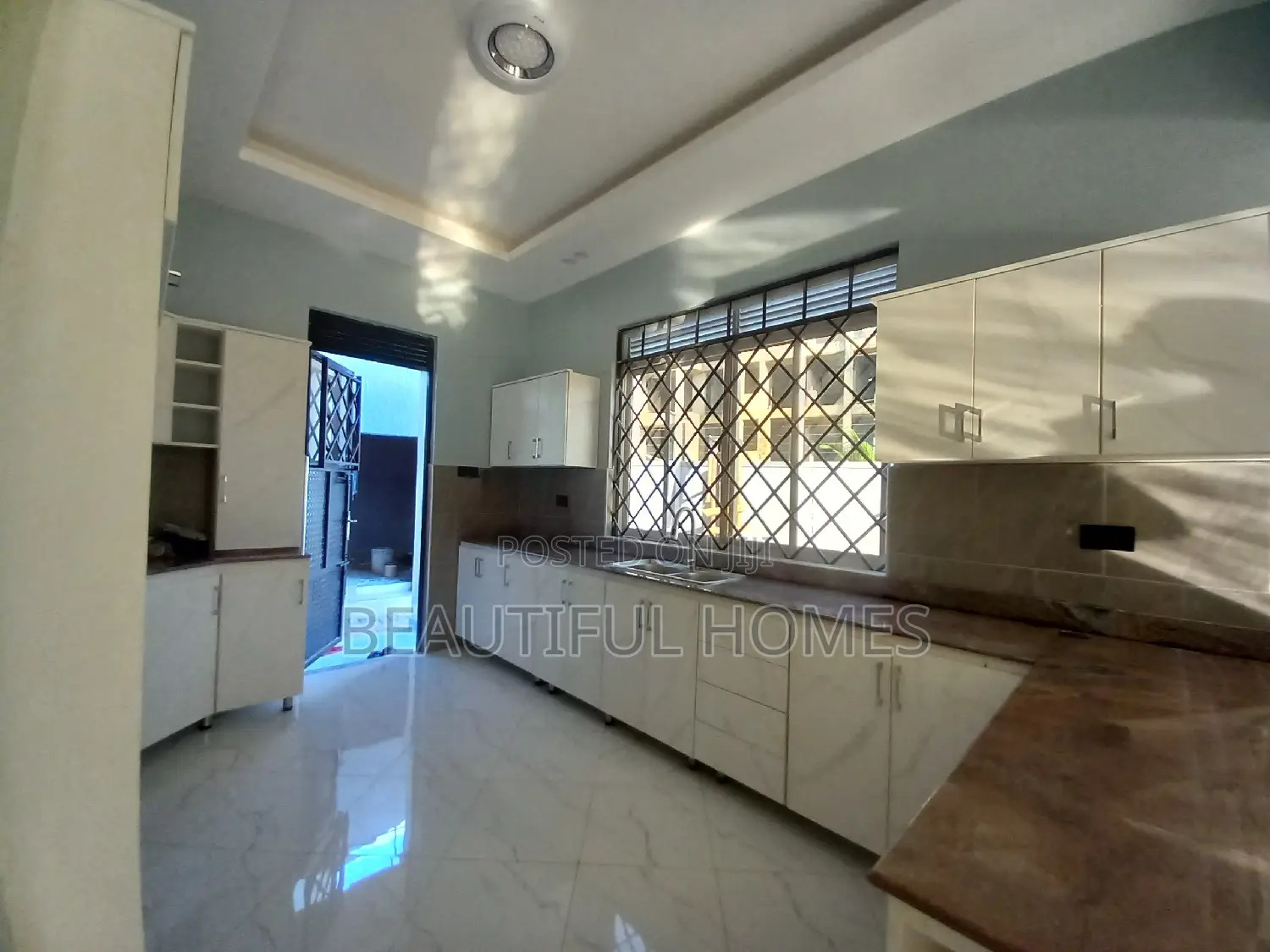 Furnished 4bdrm House in Kisaasi, Nakawa for sale