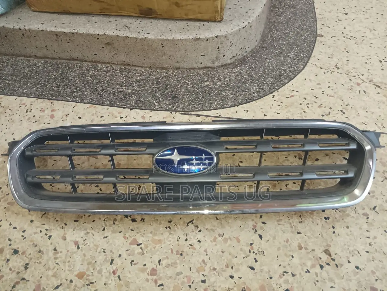 Subaru Outback 2004 - 2006 Grille