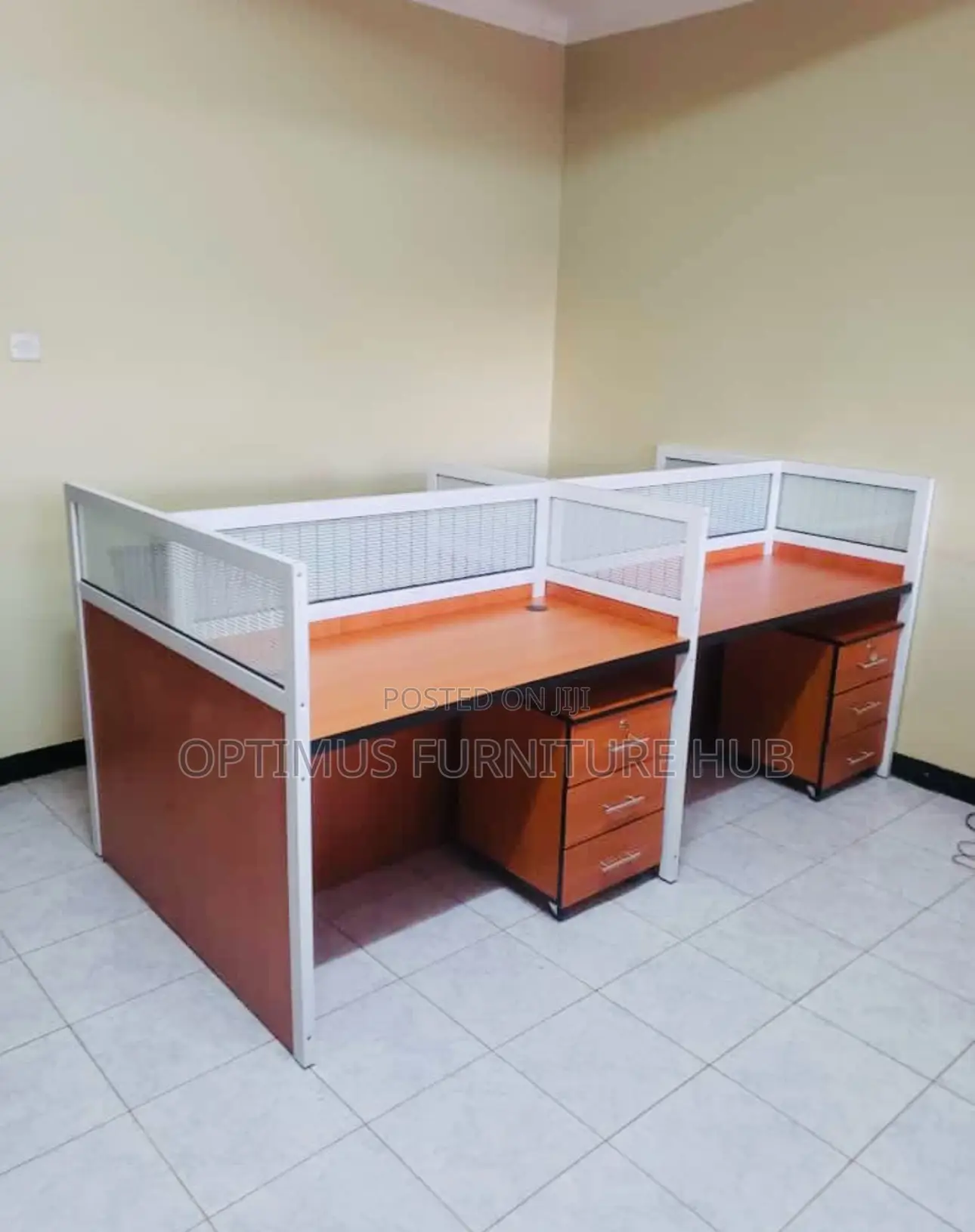 Workstation (Brown)