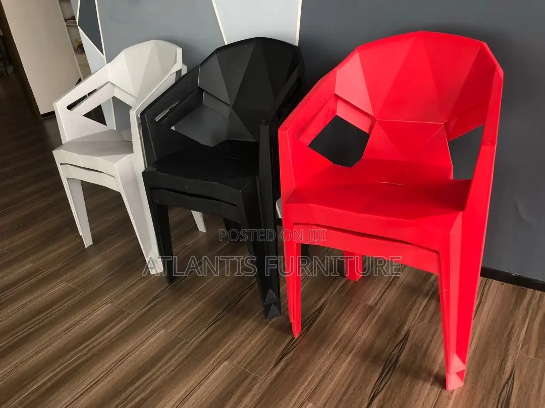 Plastic Chairs Awarded of Year