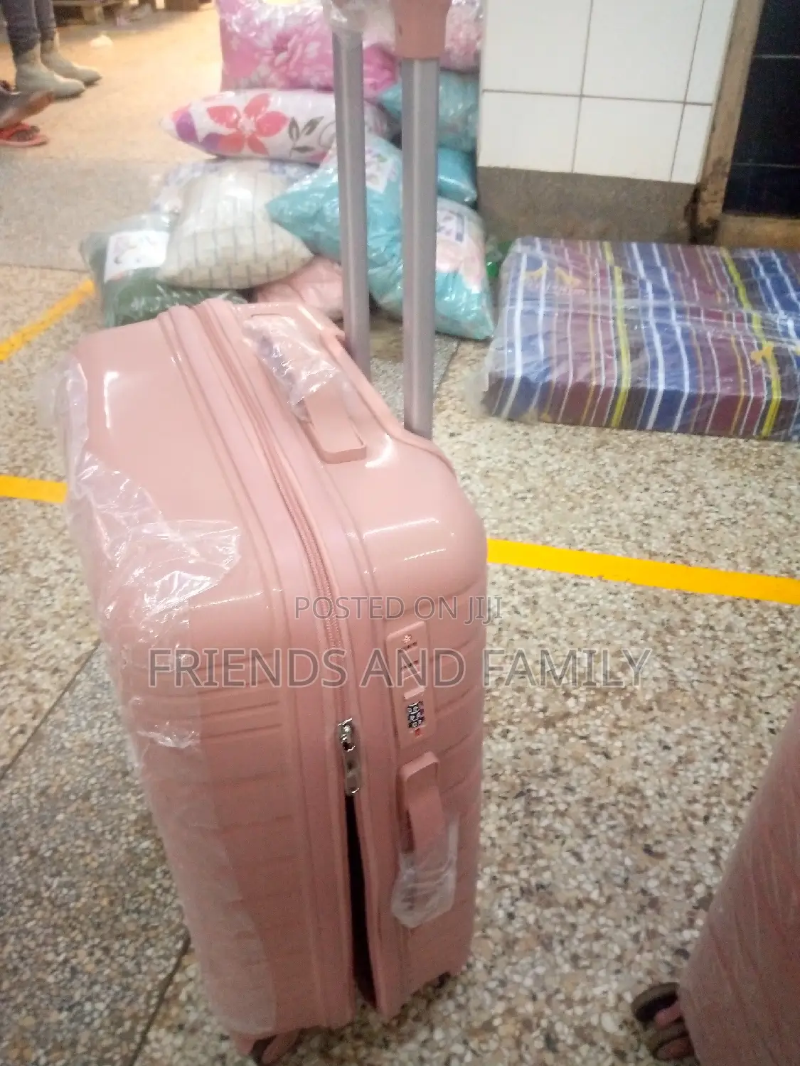 Nice Suit Case Medium