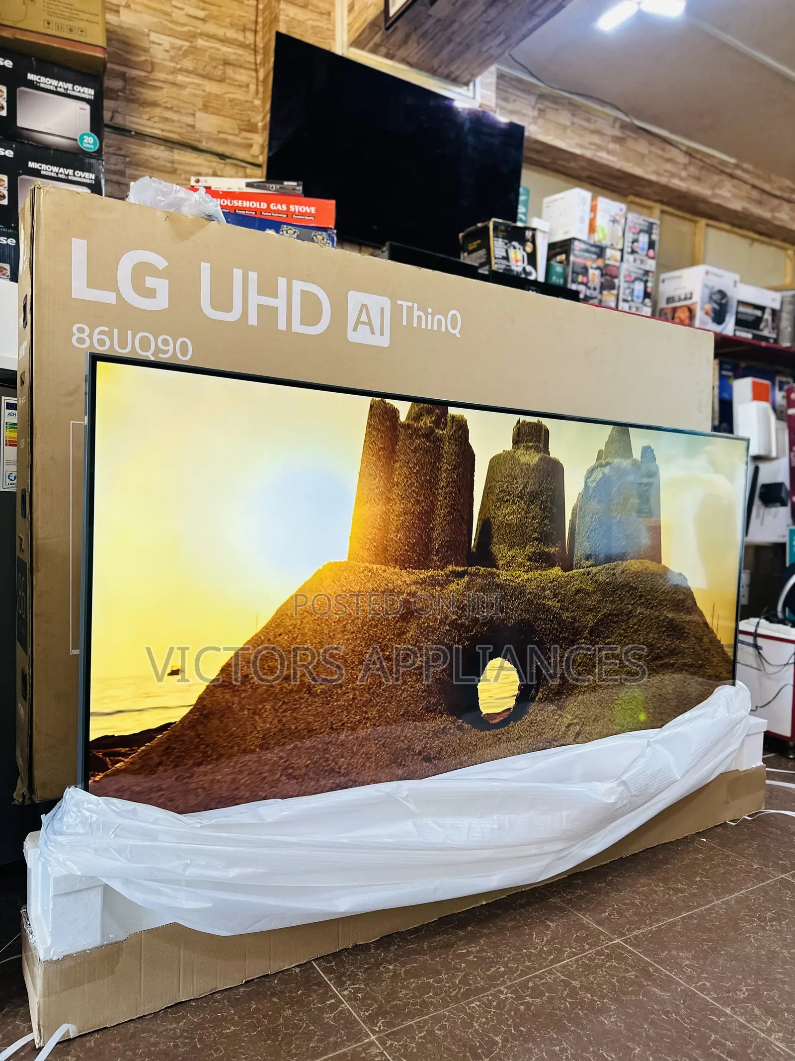 LG 86” UHD Smart Tv Thinq AI