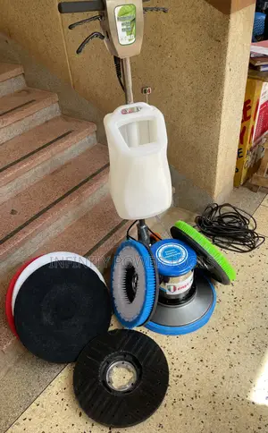 Floor Scrubbing Machine