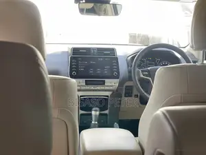 Toyota Land Cruiser Prado 2.7 2021 White
