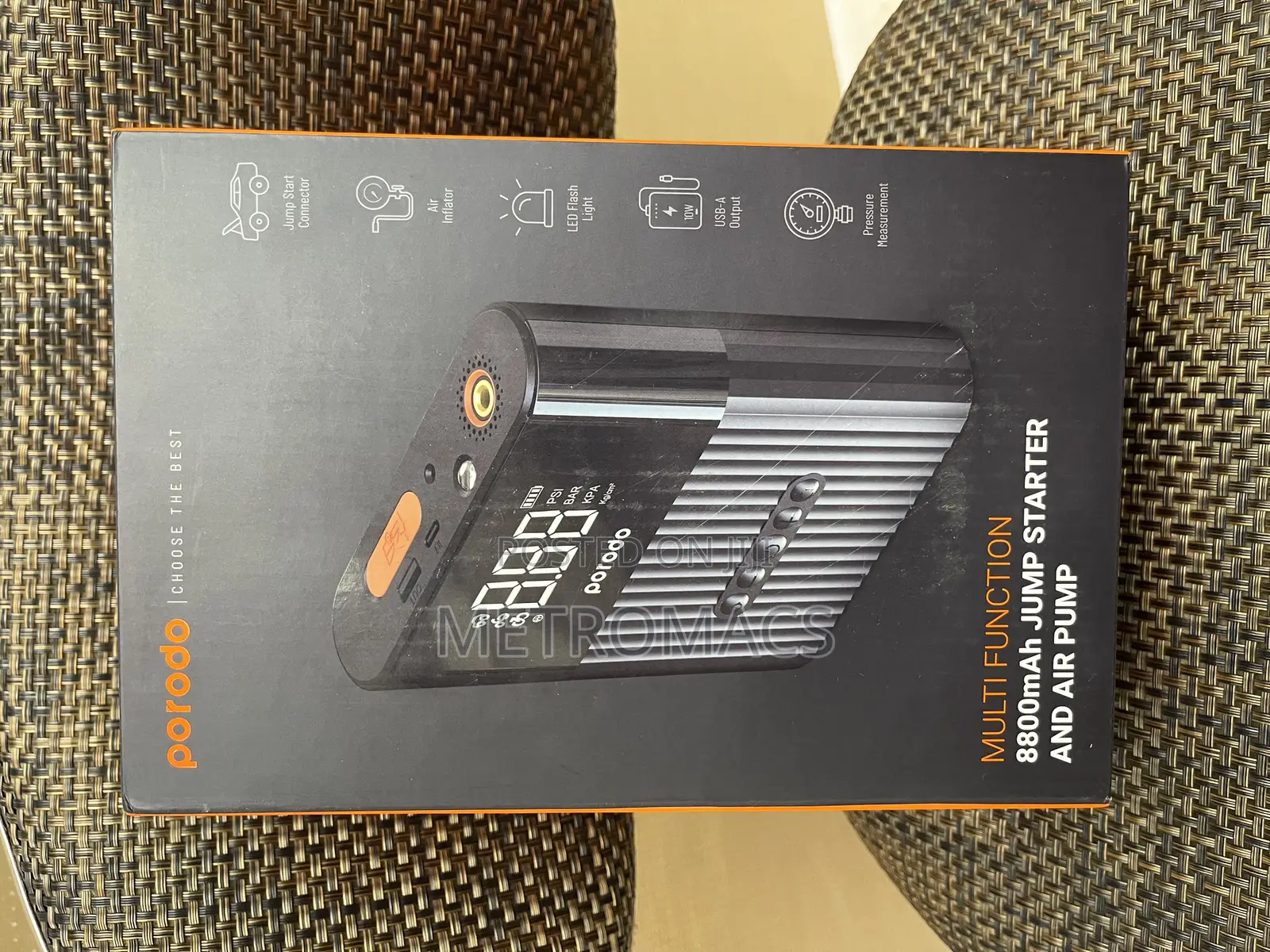 Multi Functional Jump Starter With Air Pump 8800mah