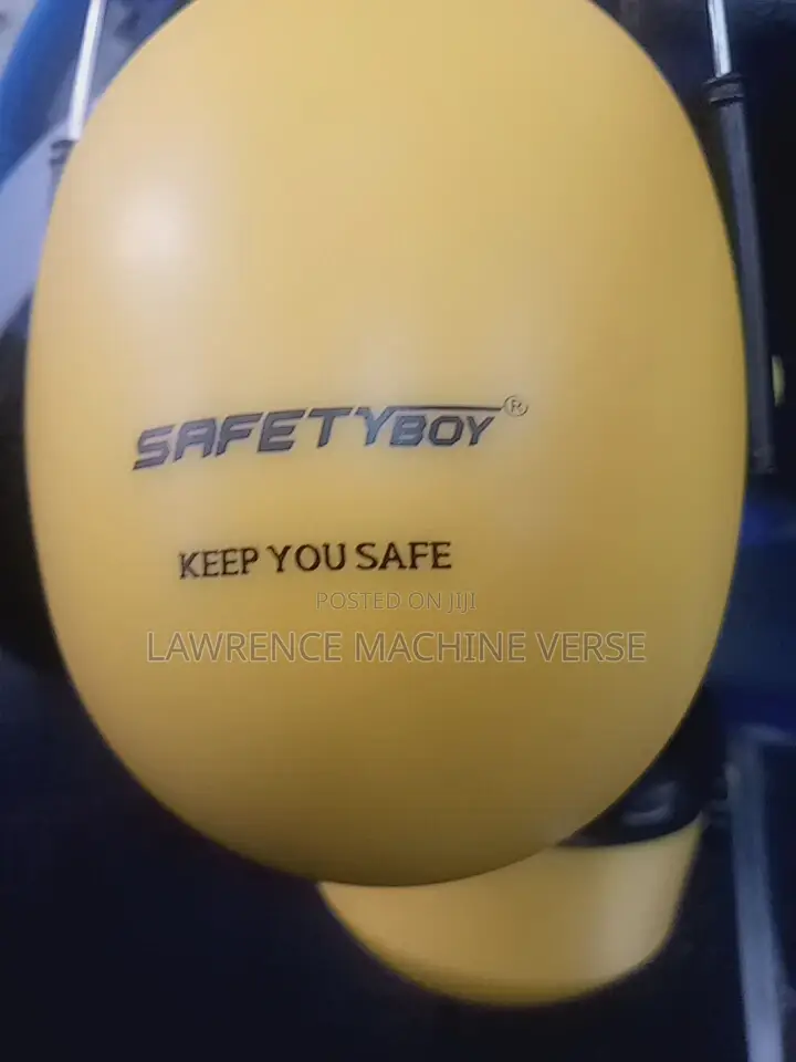 Hedge Trimmer Japan and Safety Helmet