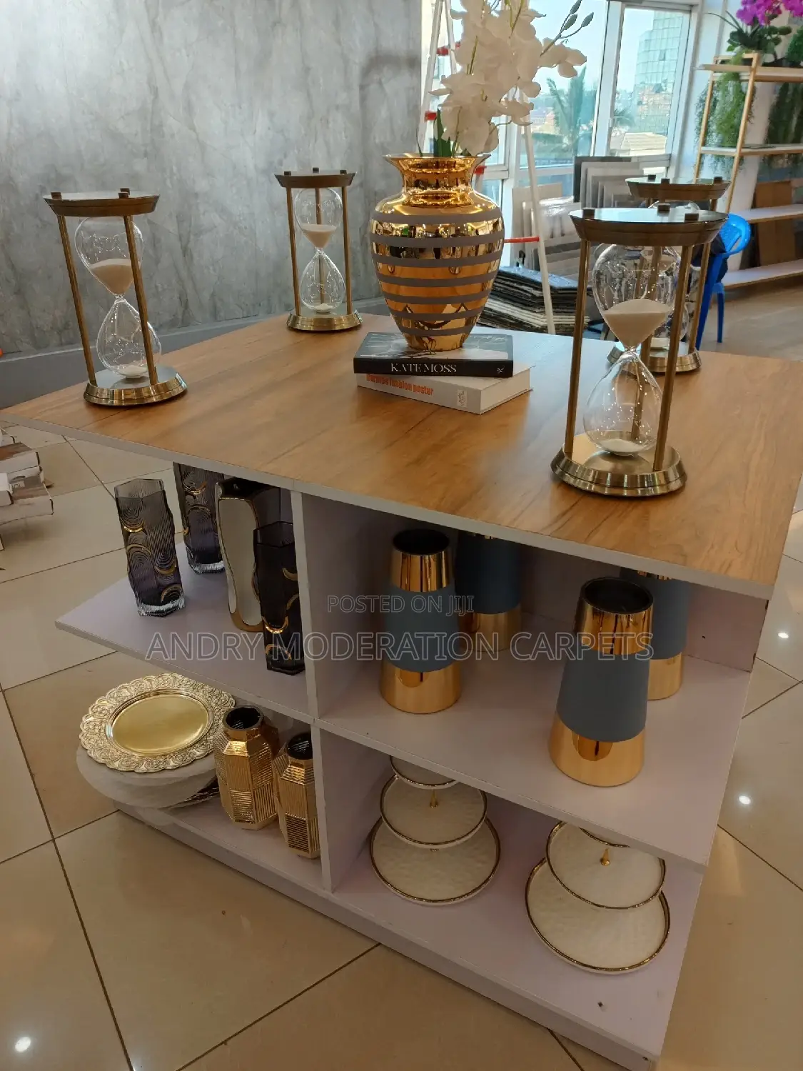 Modern Table Decorations